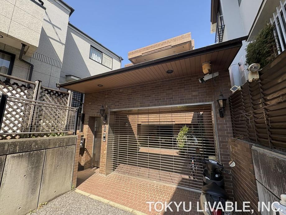432 m² land in Bunkyo Ward, Tokyo - Photo 1