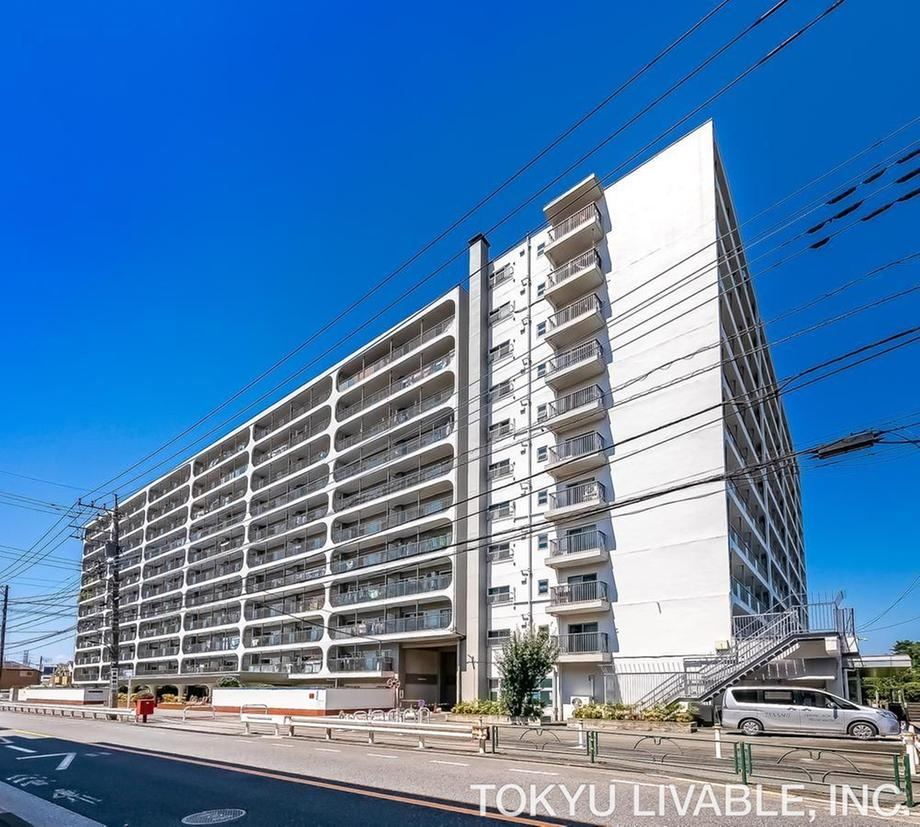 3LDK apartment in Nishitokyo, Tokyo - Photo 1
