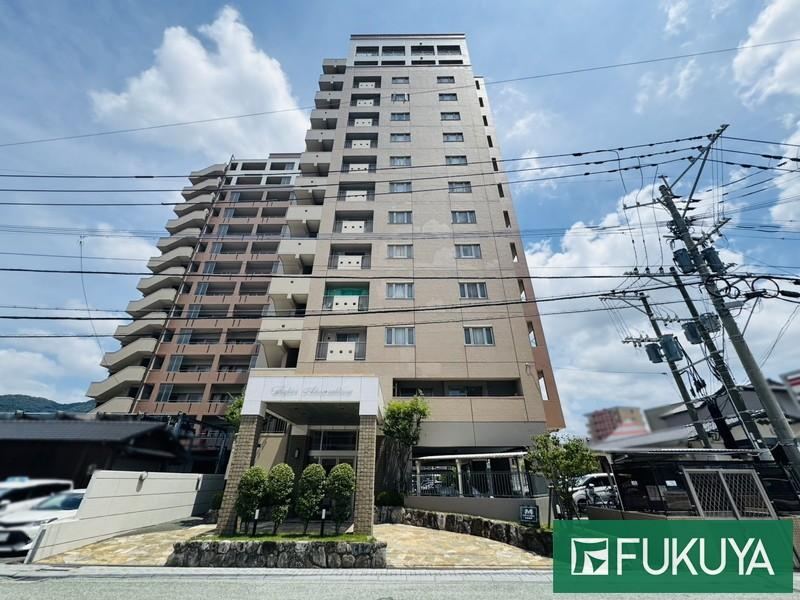 3LDK apartment in Munakata, Fukuoka - Photo 1