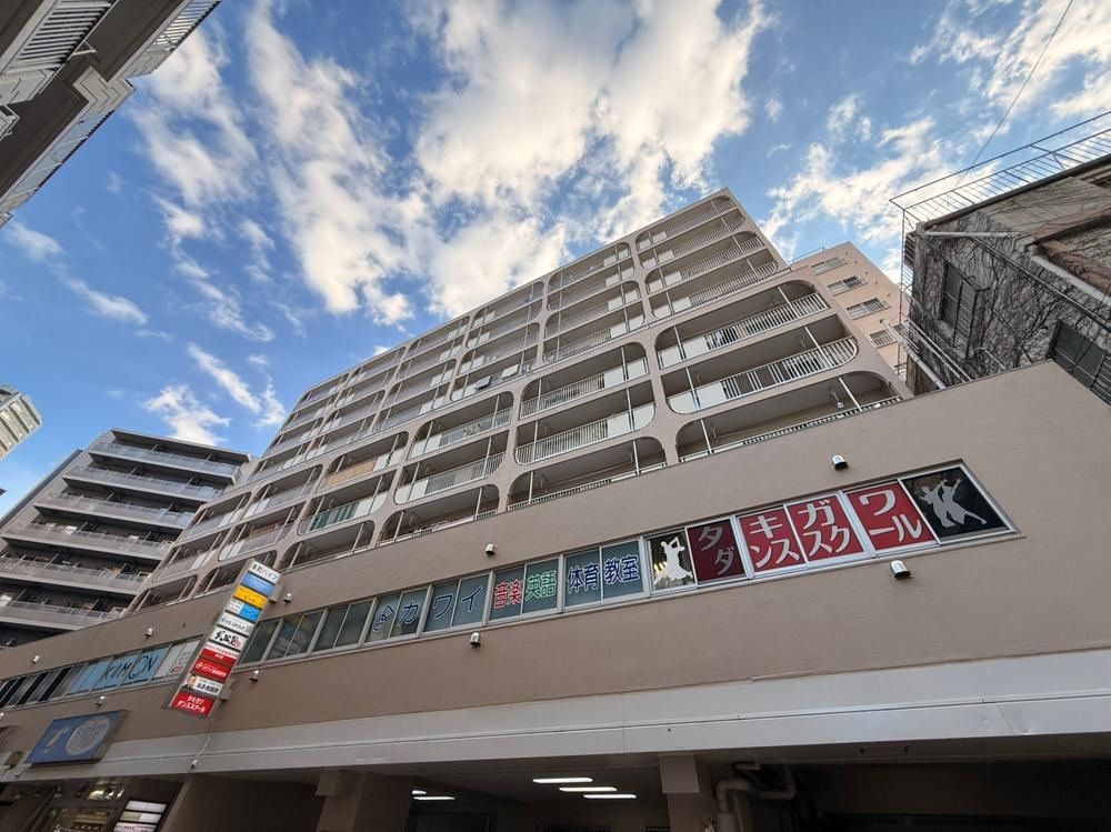 2LDK apartment in Kawaguchi, Saitama - Photo 1