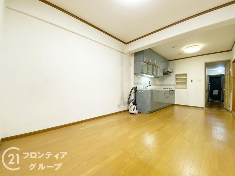 3LDK apartment in Tarumi Ward, Kobe, Hyogo - Photo 1