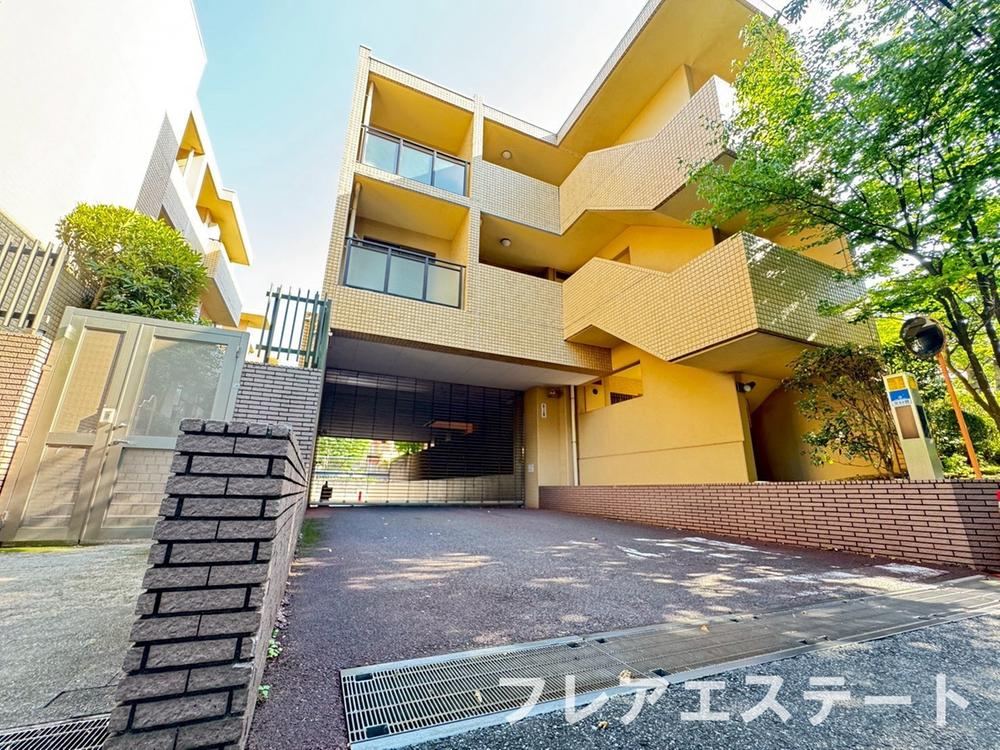 3LDK apartment in Matsudo, Chiba - Photo 1