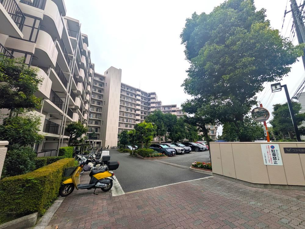 3LDK apartment in Funabashi, Chiba - Photo 1