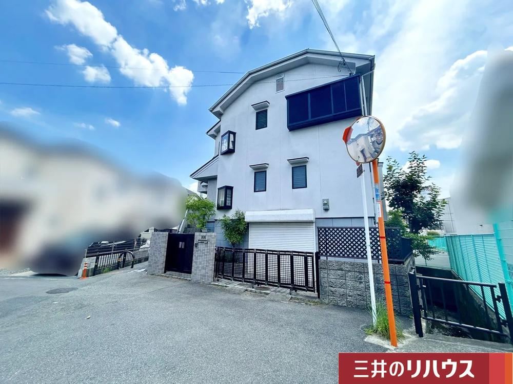 4LDK+S house in Ibaraki, Osaka - Photo 1