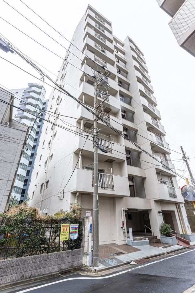 2LDK apartment in Sumida Ward, Tokyo - Photo 1