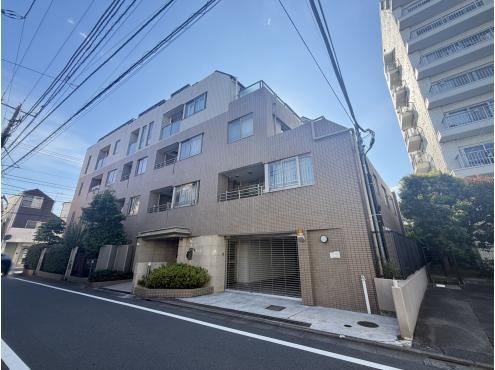 2LDK apartment in Suginami Ward, Tokyo - Photo 1