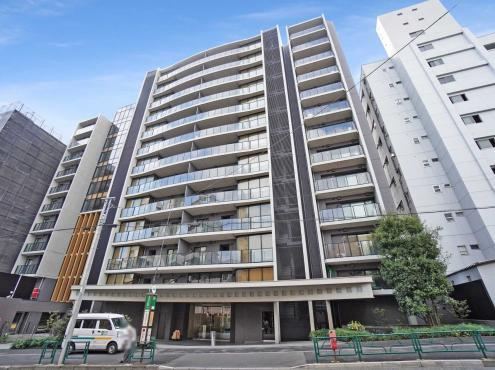 2LDK apartment in Shibuya Ward, Tokyo - Photo 1