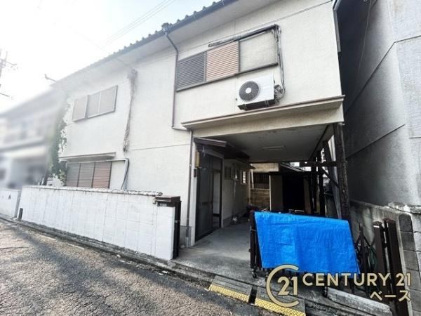 3DK house in Yamatotakada, Nara - Photo 1