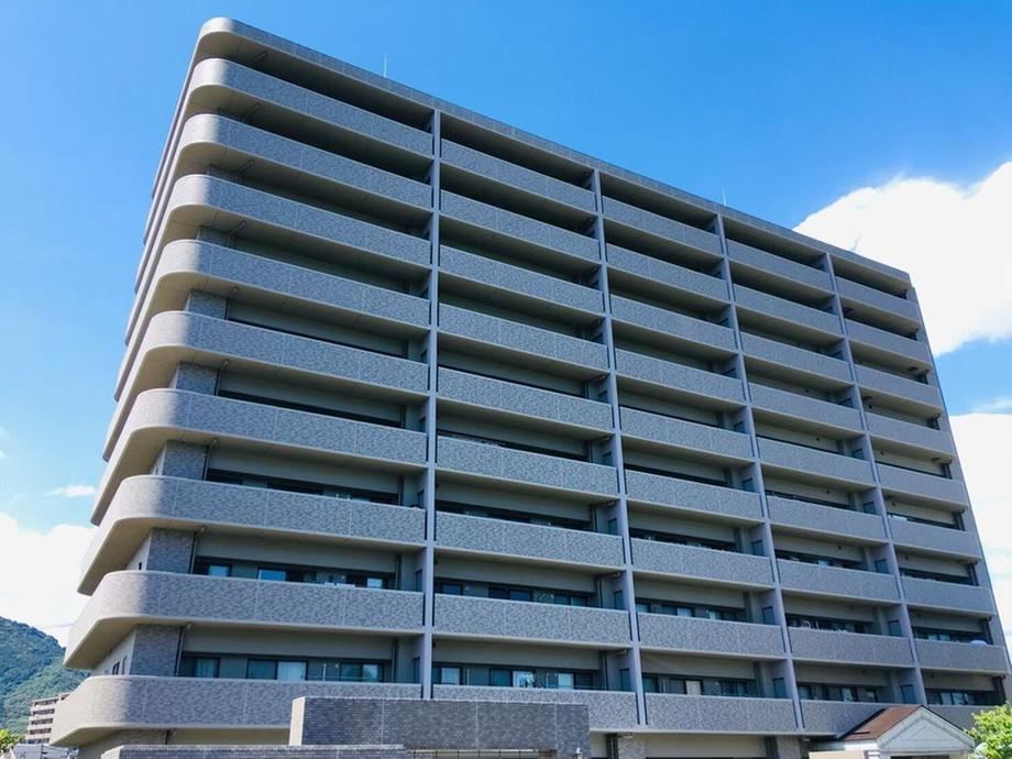 4LDK apartment in Yamaguchi, Yamaguchi - Photo 1