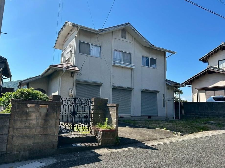 4LDK house in Shimonoseki, Yamaguchi - Photo 1