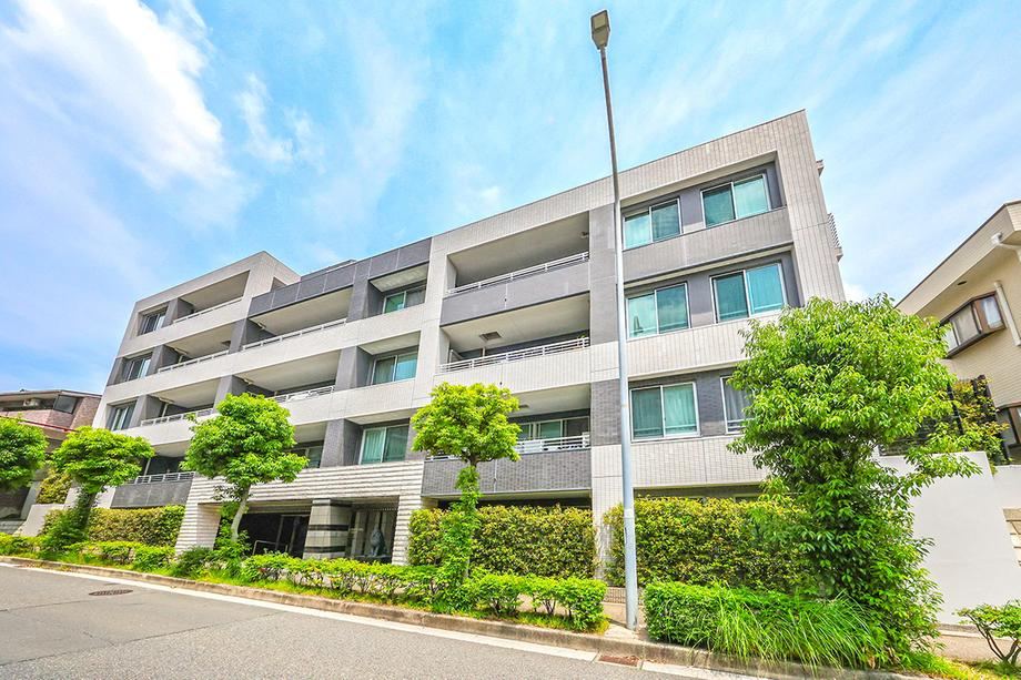 3LDK apartment in Tsuzuki Ward, Yokohama, Kanagawa - Photo 1