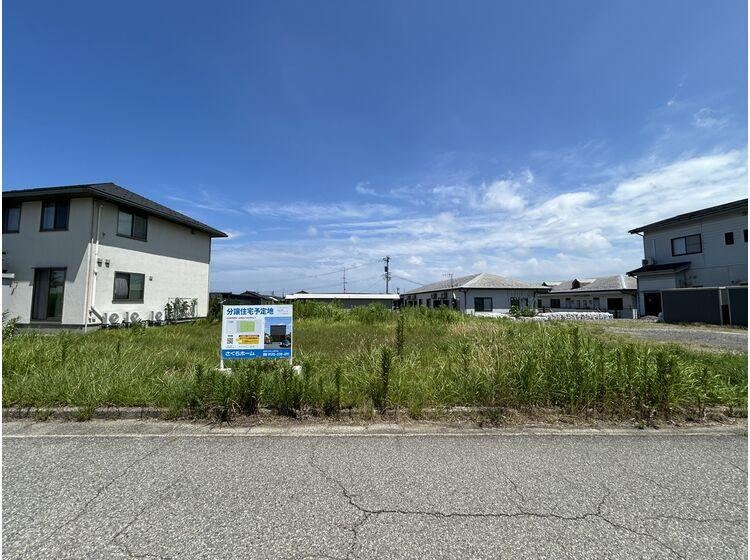 165 m² land in Nanao, Ishikawa - Photo 1