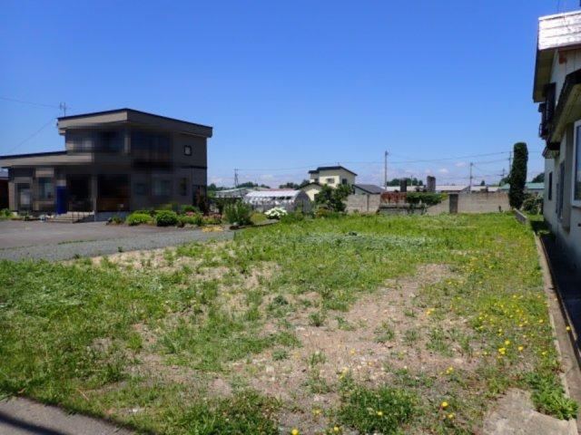 355 m² land in Kuroishi, Aomori - Photo 1
