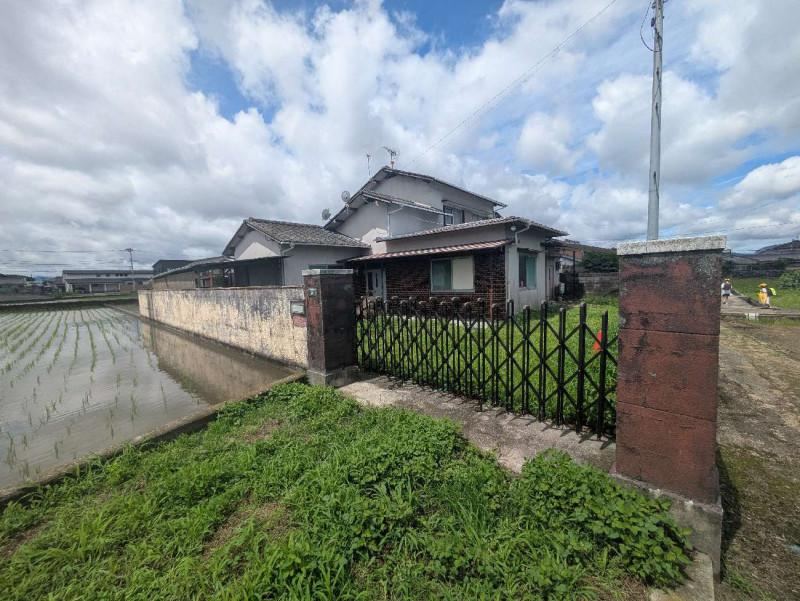 7DK house in Takamatsu, Kagawa - Photo 1