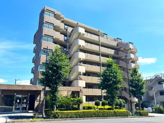 3LDK apartment in Machida, Tokyo - Photo 1