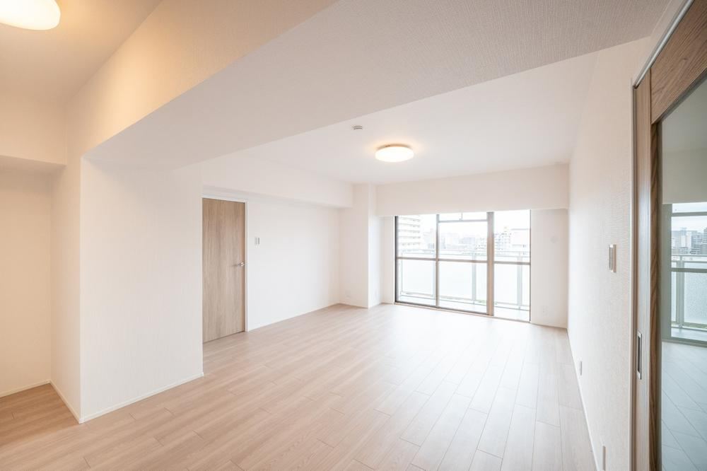 4LDK apartment in Higashinada Ward, Kobe, Hyogo - Photo 1