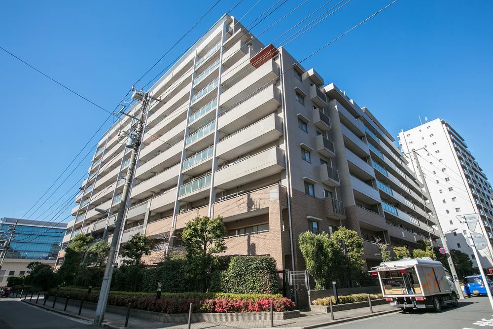 4LDK apartment in Shinagawa Ward, Tokyo - Photo 1