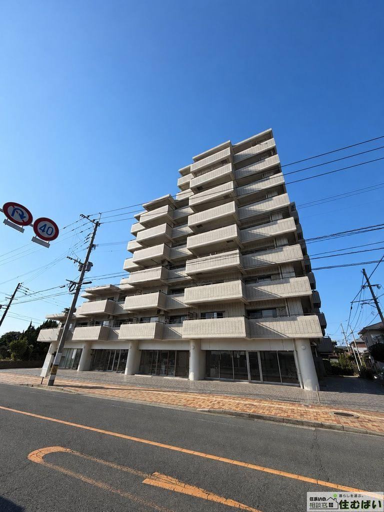 studio apartment in Fukutsu, Fukuoka - Photo 1