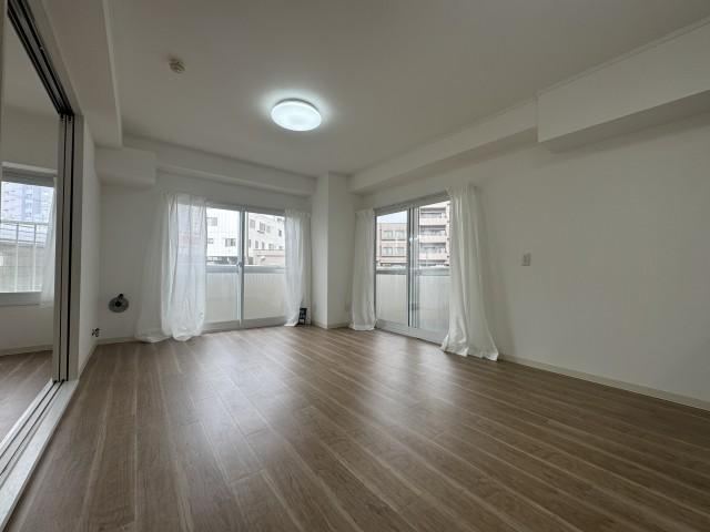 2LDK apartment in Chuo Ward, Sapporo, Hokkaido - Photo 1