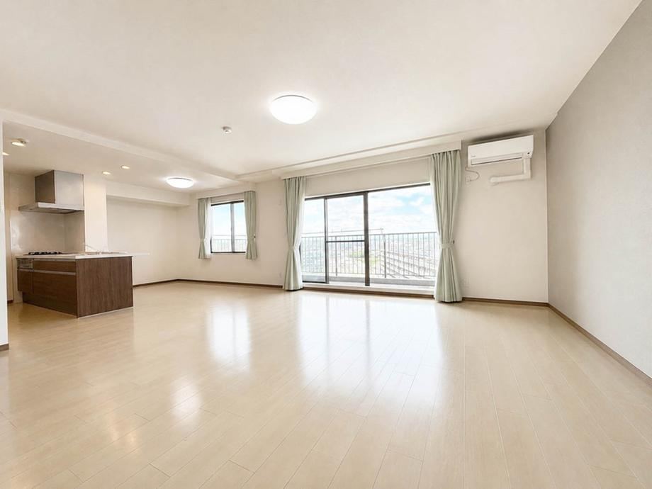 3LDK apartment in Tsuzuki Ward, Yokohama, Kanagawa - Photo 1