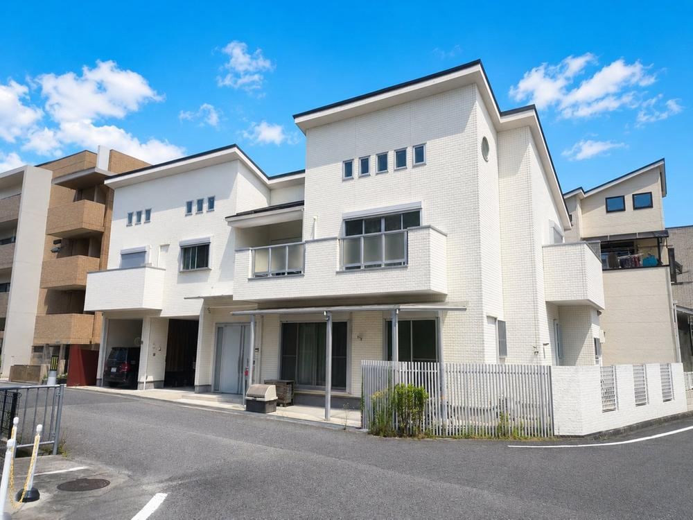 5LDKK house in Amagasaki, Hyogo - Photo 1