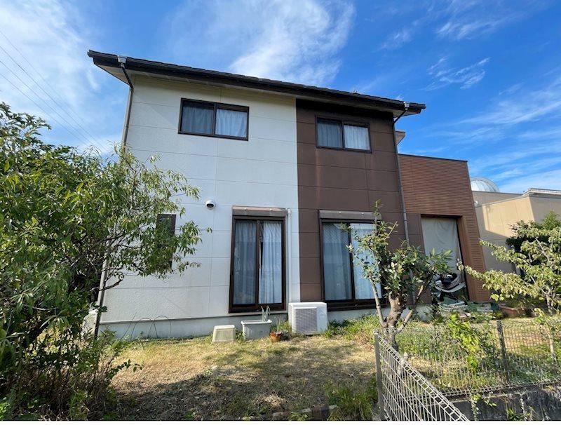 4LDK house in Kuwana, Mie - Photo 1