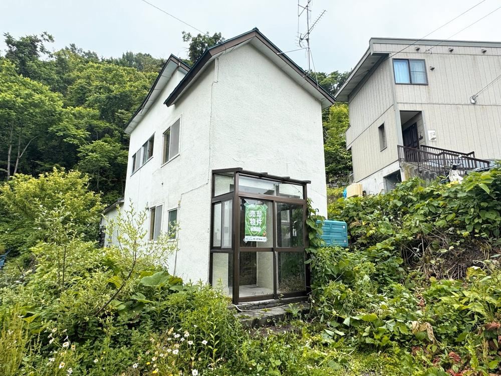 4LDK house in Otaru, Hokkaido - Photo 1