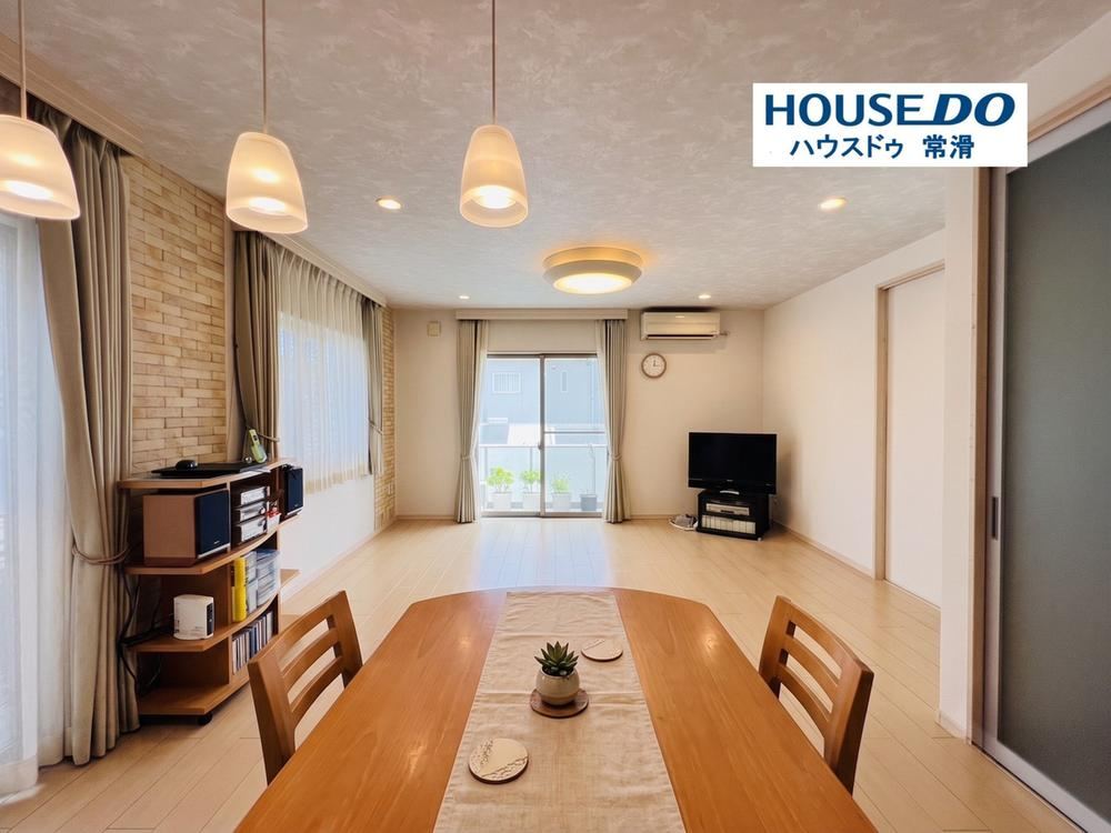 3LDK+2S house in Tokoname, Aichi - Photo 1