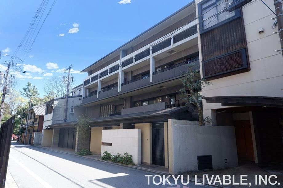 3LDK apartment in Kamigyo Ward, Kyoto - Photo 1
