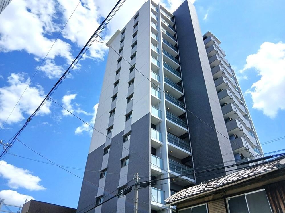 3LDK apartment in Suminoe Ward, Osaka - Photo 1