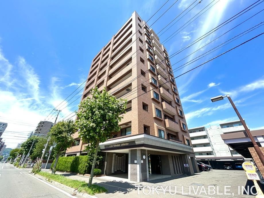 3LDK apartment in Chuo Ward, Sapporo, Hokkaido - Photo 1