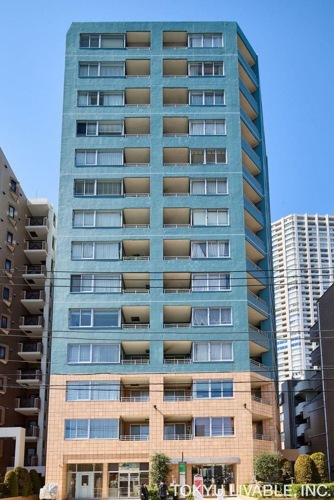 1LDK apartment in Minato Ward, Tokyo - Photo 1