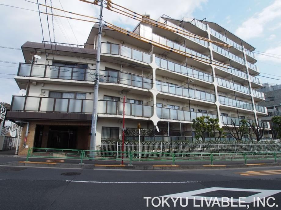 1DK apartment in Nakano Ward, Tokyo - Photo 1