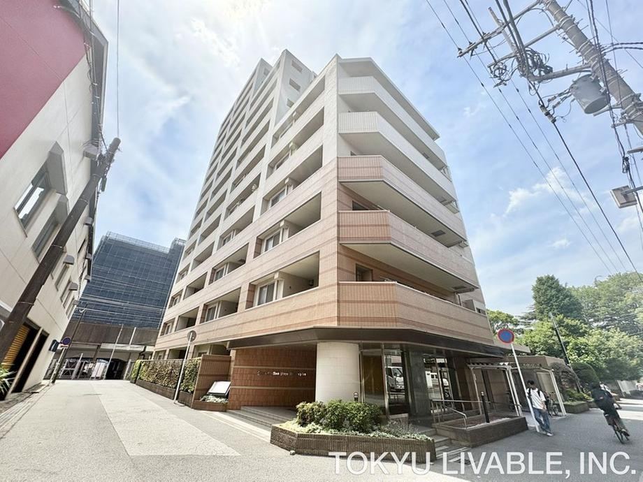 2LDK apartment in Inage Ward, Chiba - Photo 1