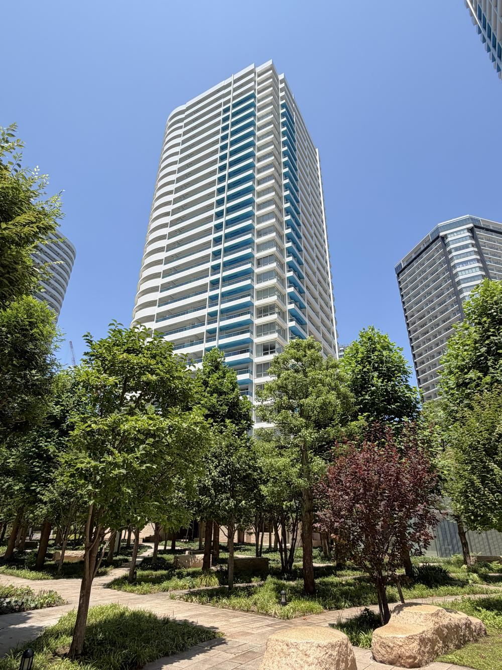 1LDK apartment in Nishi Ward, Yokohama, Kanagawa - Photo 1