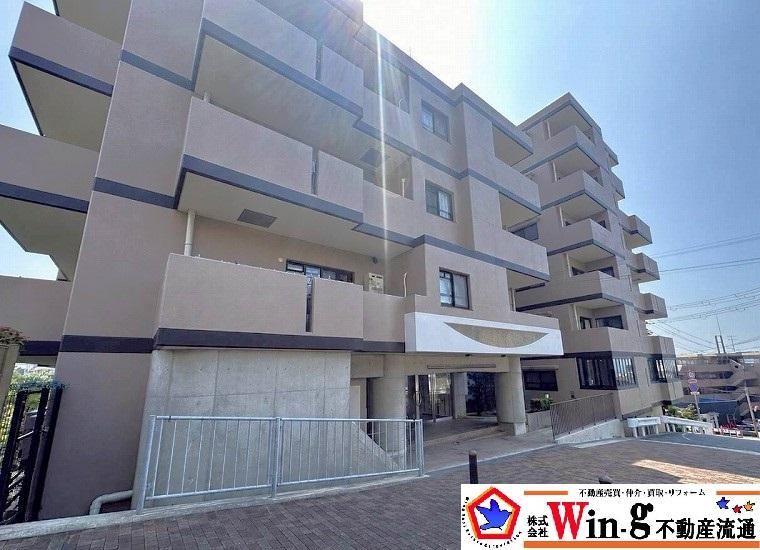 3LDK apartment in Tarumi Ward, Kobe, Hyogo - Photo 1