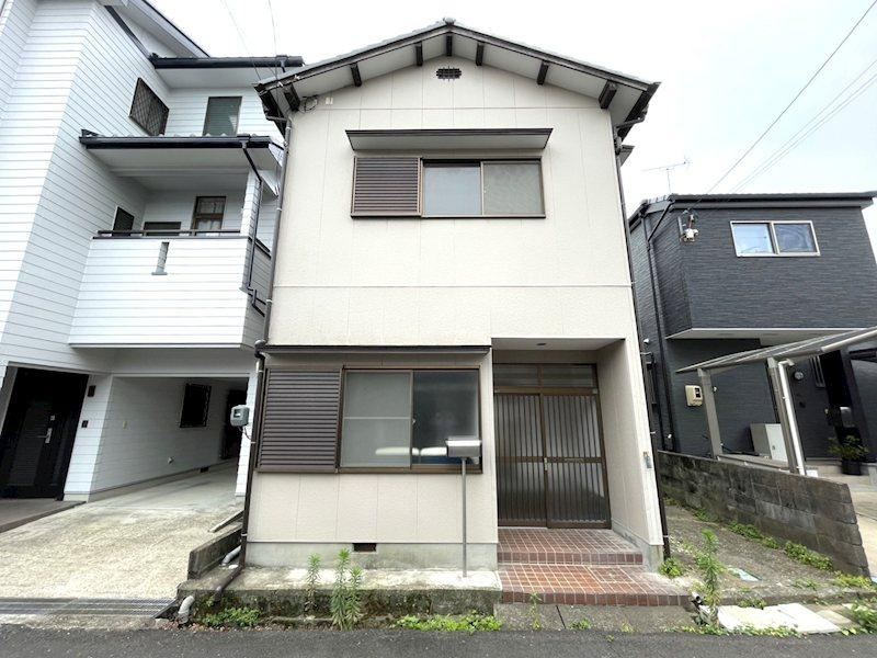 4LDK house in Inazawa, Aichi - Photo 1