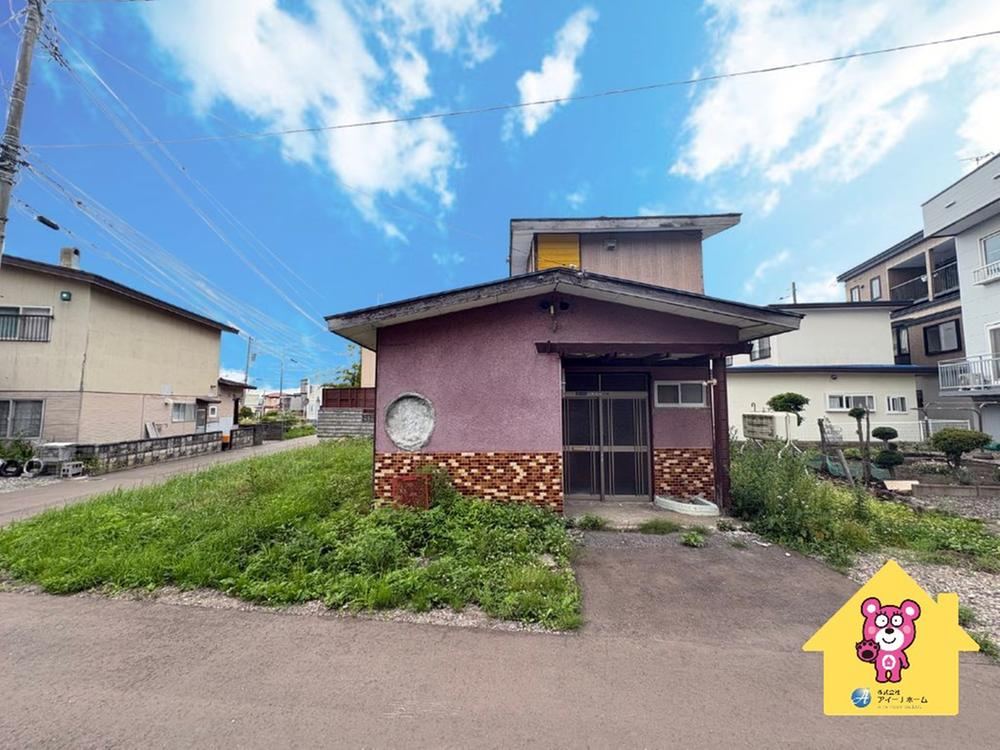 259 m² land in Hakodate, Hokkaido - Photo 1