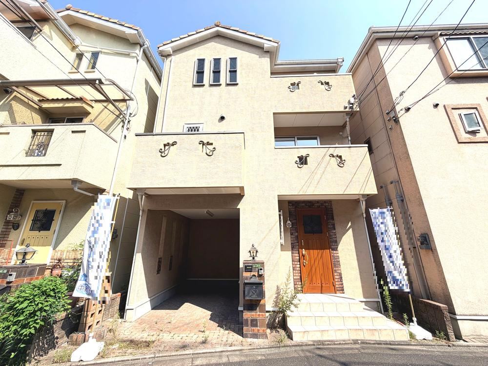 4LDK house in Higashiyodogawa Ward, Osaka - Photo 1
