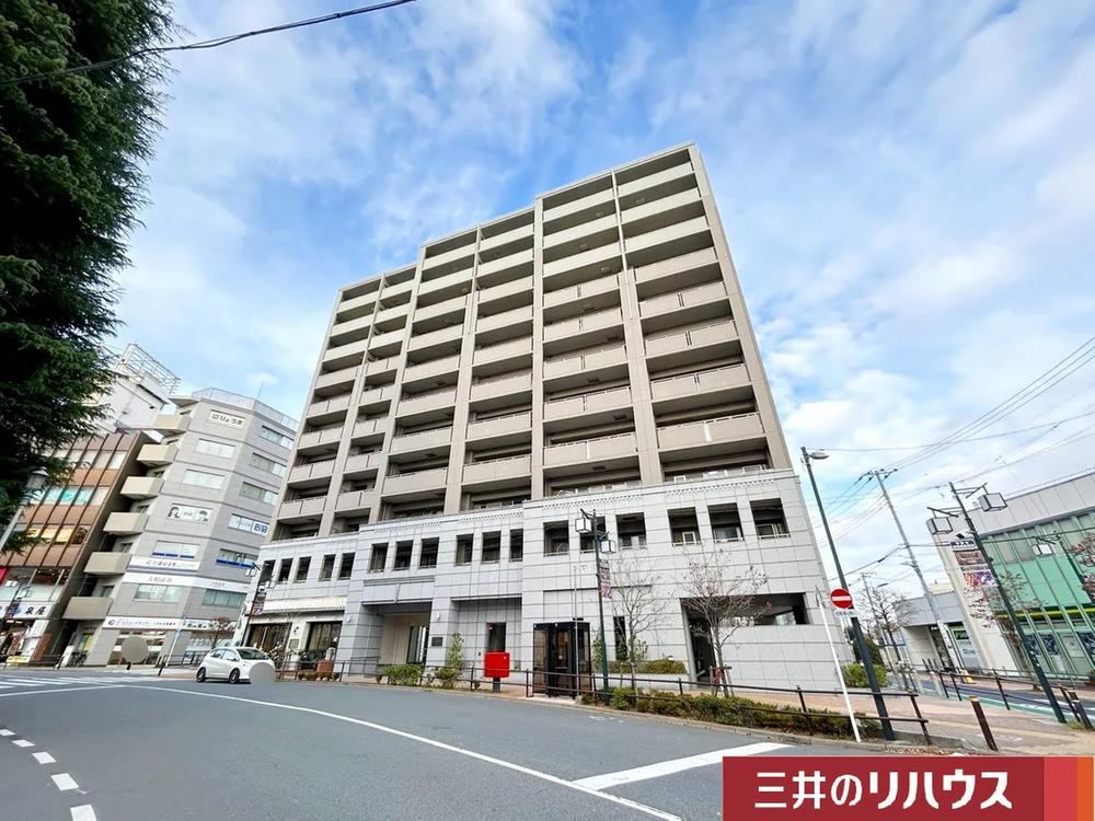 2LDK apartment in Itabashi Ward, Tokyo - Photo 1
