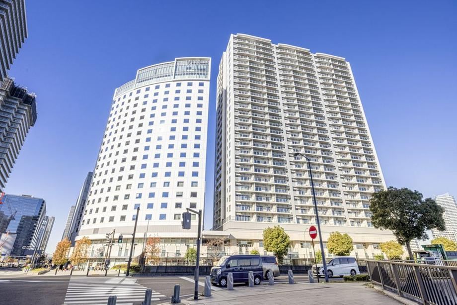 2LDK apartment in Nishi Ward, Yokohama, Kanagawa - Photo 1
