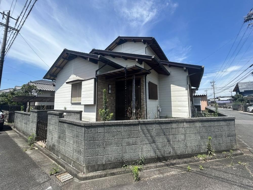 4LDK house in Tsu, Mie - Photo 1