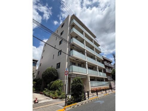 1LDK apartment in Bunkyo Ward, Tokyo - Photo 1