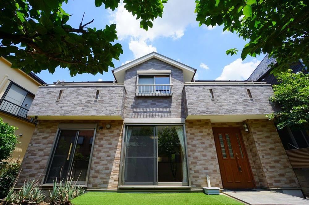 5LDK+S house in Suginami Ward, Tokyo - Photo 1