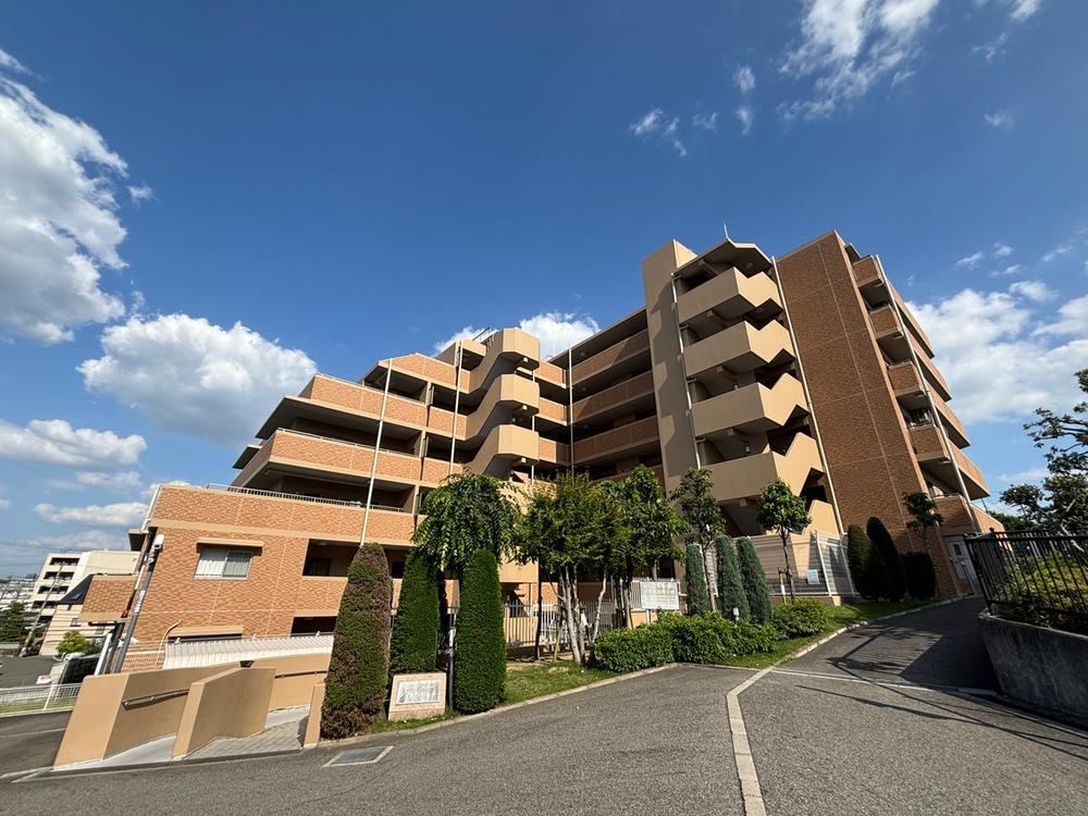 3LDK apartment in Ibaraki, Osaka - Photo 1