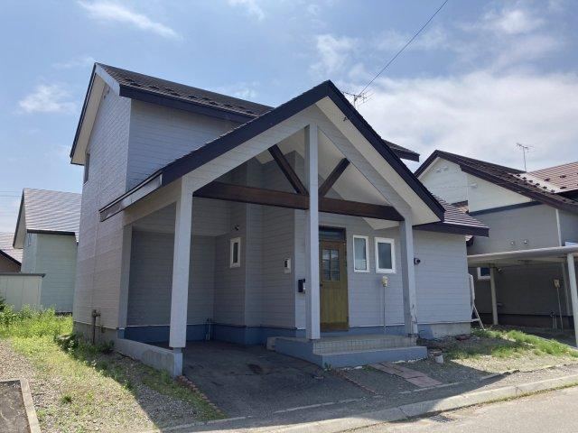 4LDK house in Obihiro, Hokkaido - Photo 1