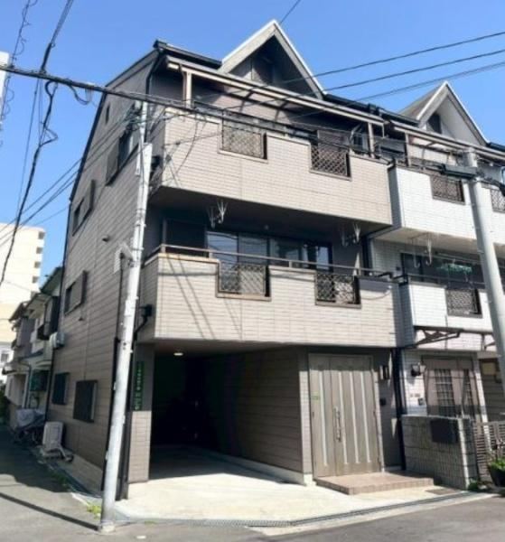 4LDK house in Higashiyodogawa Ward, Osaka - Photo 1