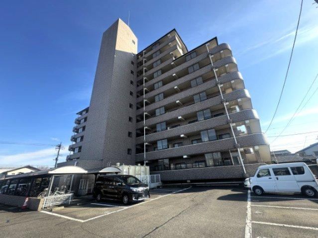 2LDK+S apartment in Maebashi, Gunma - Photo 1