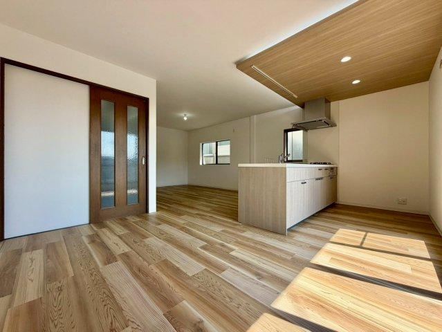 3LDK house in Hirakata, Osaka - Photo 1