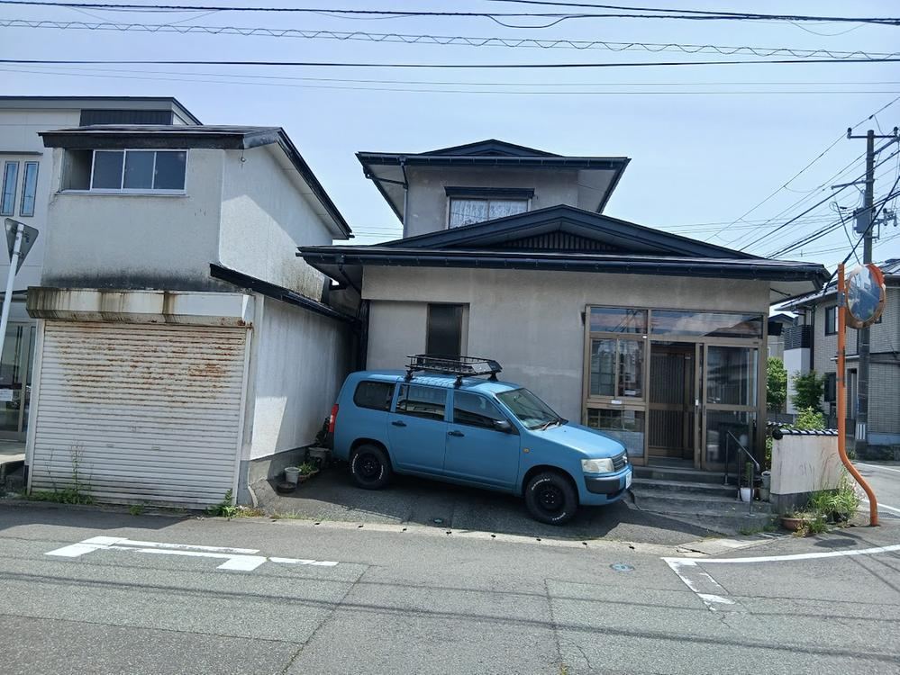 4LDK house in Akita, Akita - Photo 1